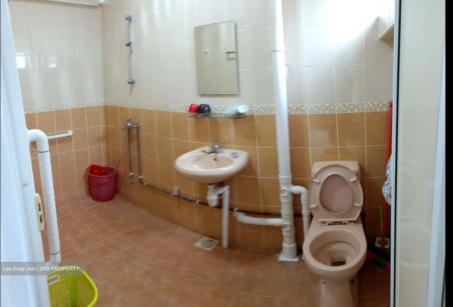 Jurong West Street 42 (Jurong West),  #446496291